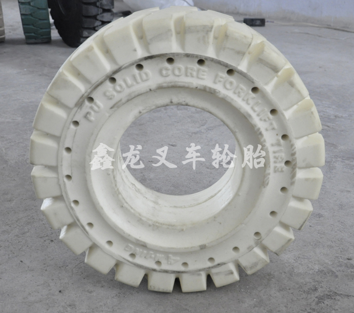 叉车轮胎